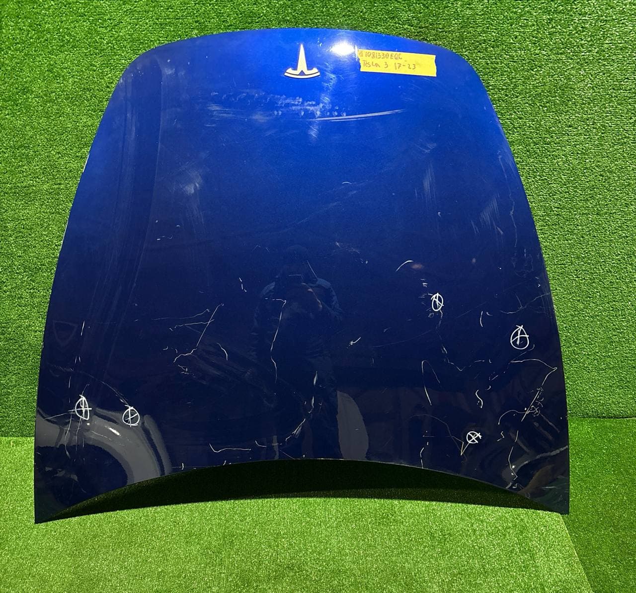 Капот Tesla Model 3 17-23 б/у OEM 1081390eoc