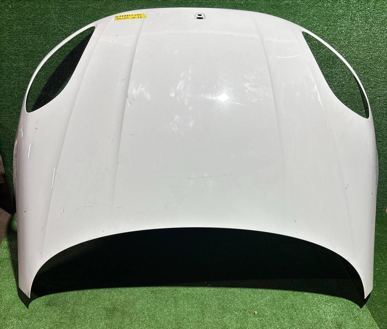 Капот Porsche Macan 13-23 б/у OEM 95b823155c