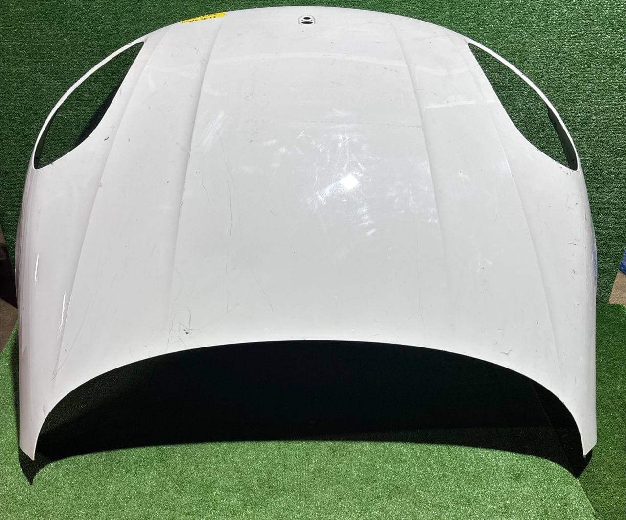Капот Porsche Macan 13-23 б/у OEM 95b823155c